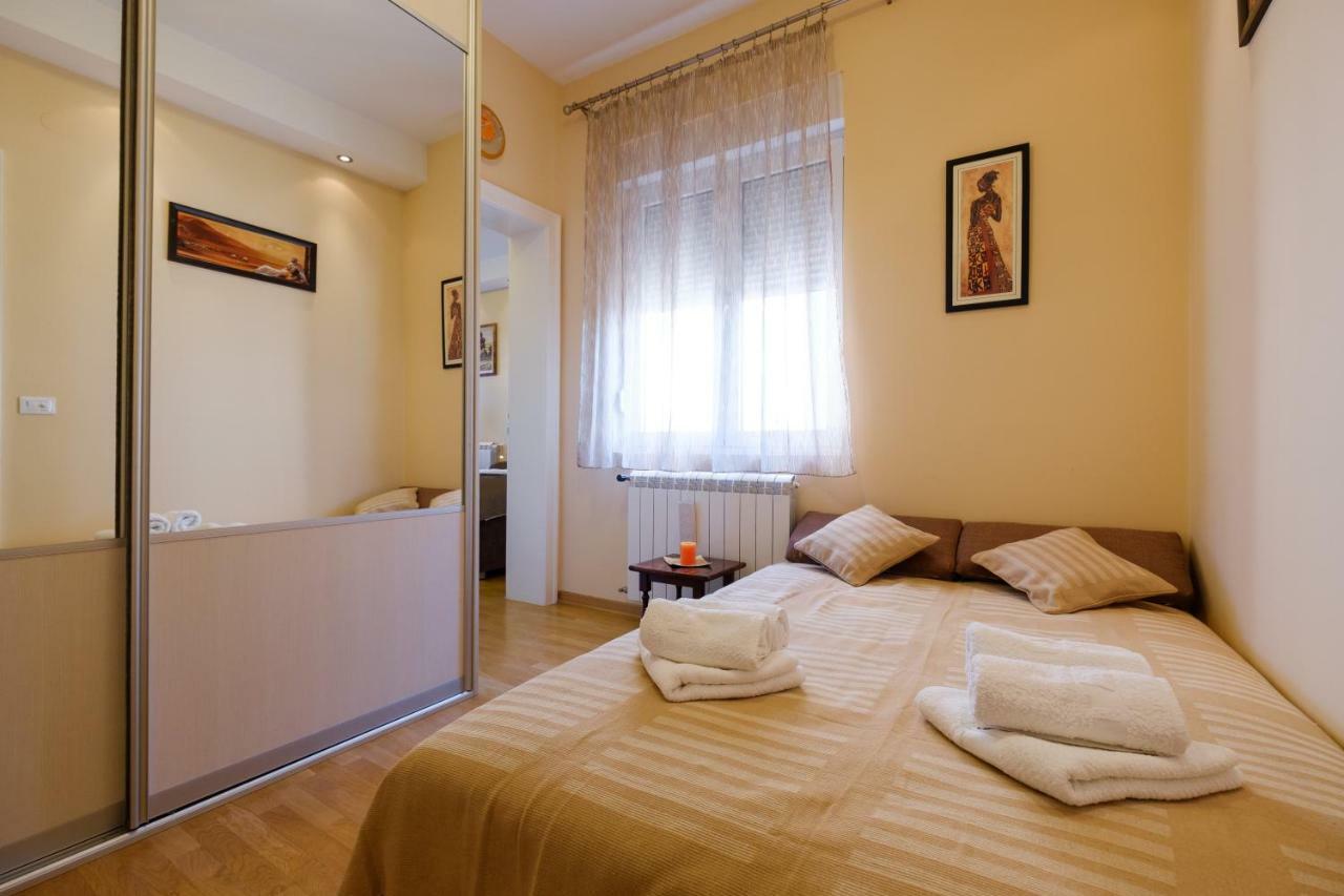Apartamento Jolie Belgrado Exterior foto
